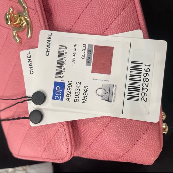 100% SOLD 20P CHANEL coco small top handle caviar GHW Barbie pink - Picture 3 of 12